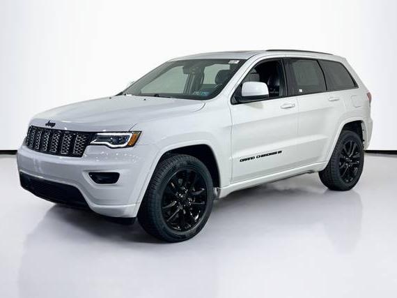 JEEP GRAND CHEROKEE 2022 1C4RJFAG5NC114858 image